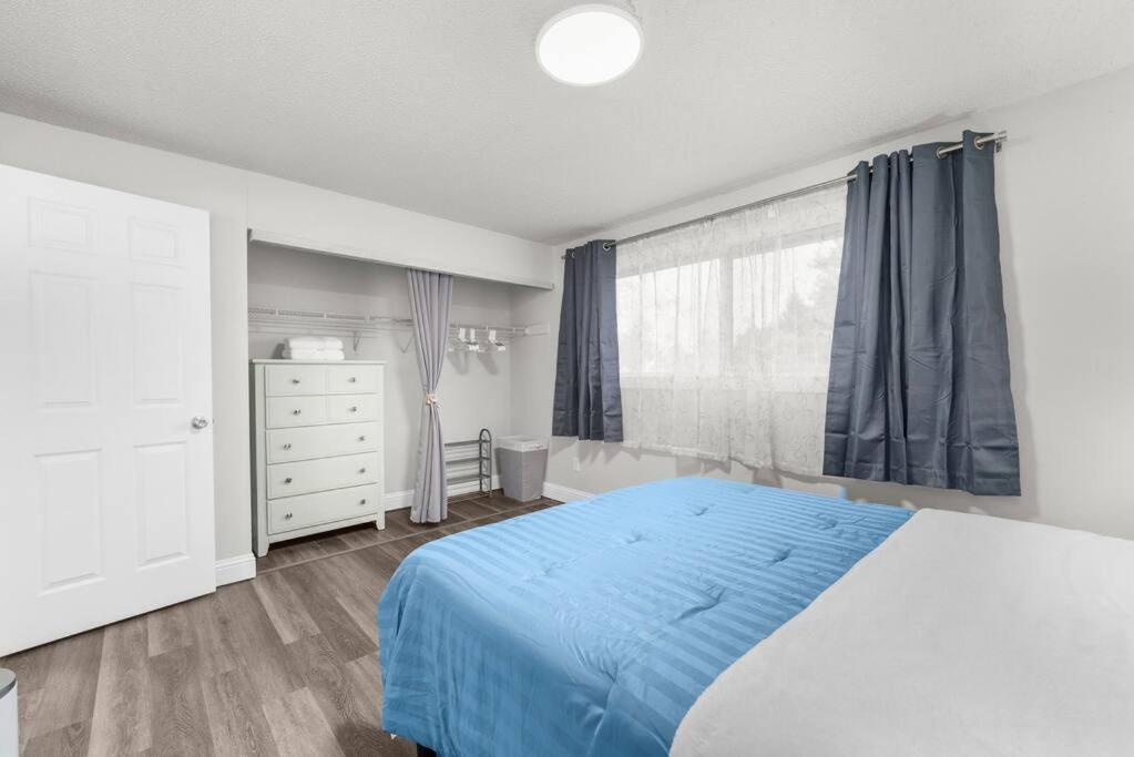 Casa Bella Homes - Floor 2-br 1 Bath Condo, Centrally Located * Federal Way